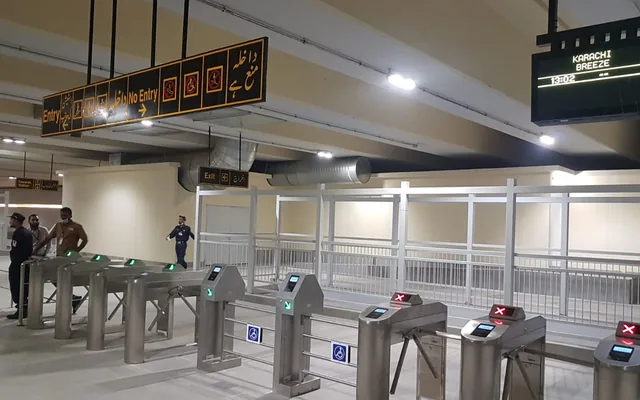 Karachi Green Line BRT station